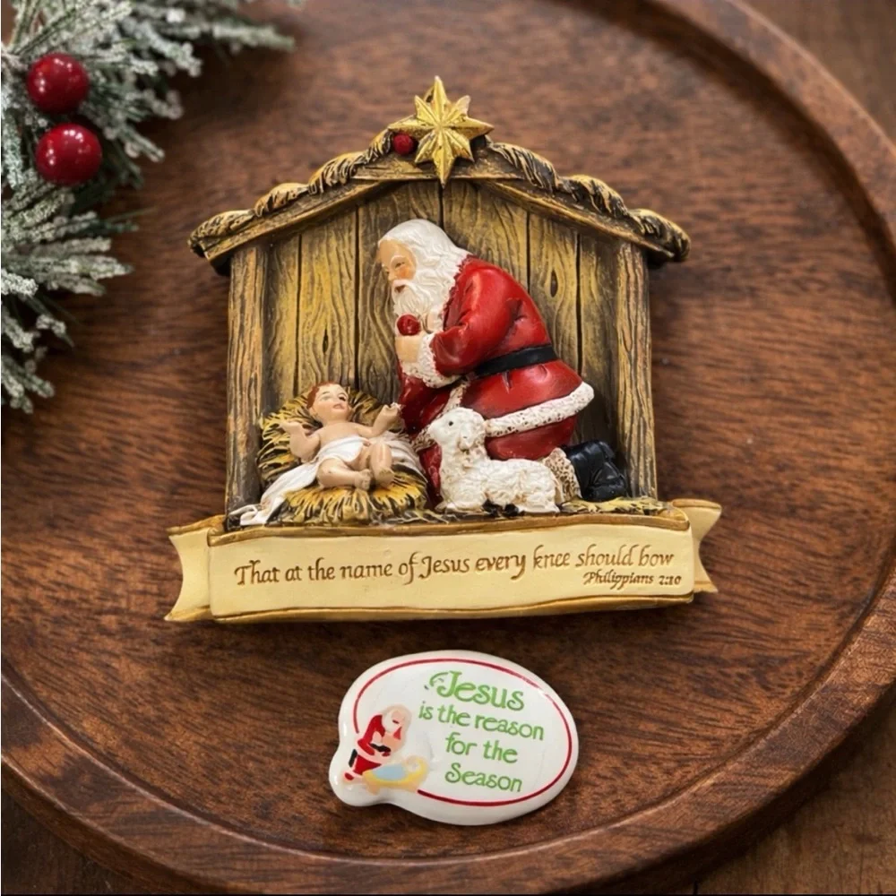 Roman Kneeling Santa Nativity Ornament & Pin 2006 Jesus Reason Season
